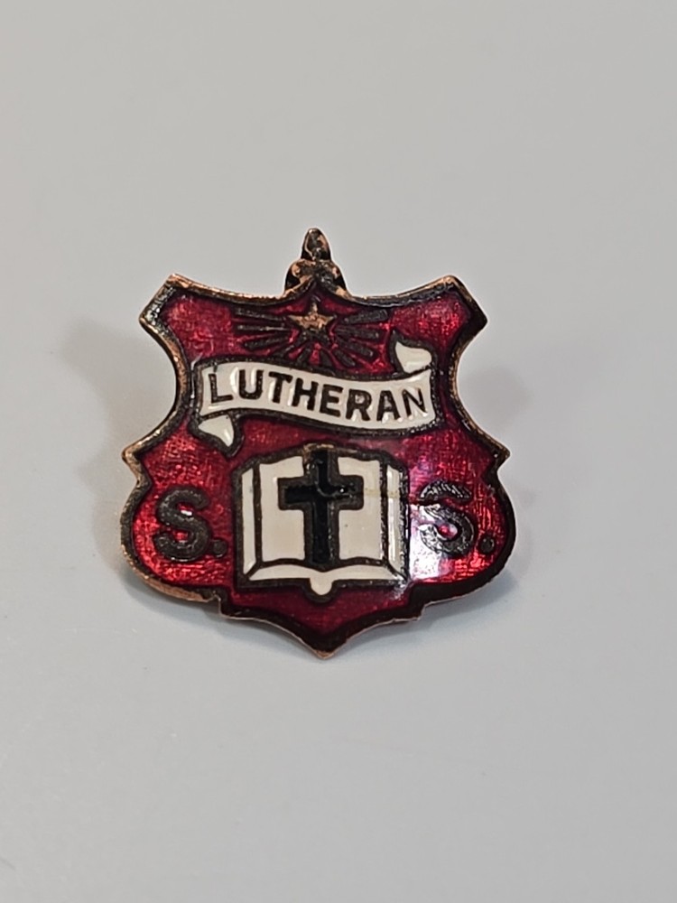 Lutheran Sunday School Lapel Pin Red Shield