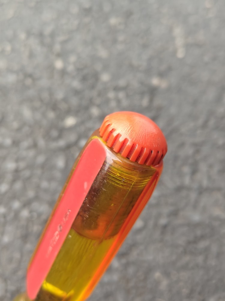 Matco Tools USA Magnetic Bit Driver Handle Long Screwdriver With Bits SDSM811