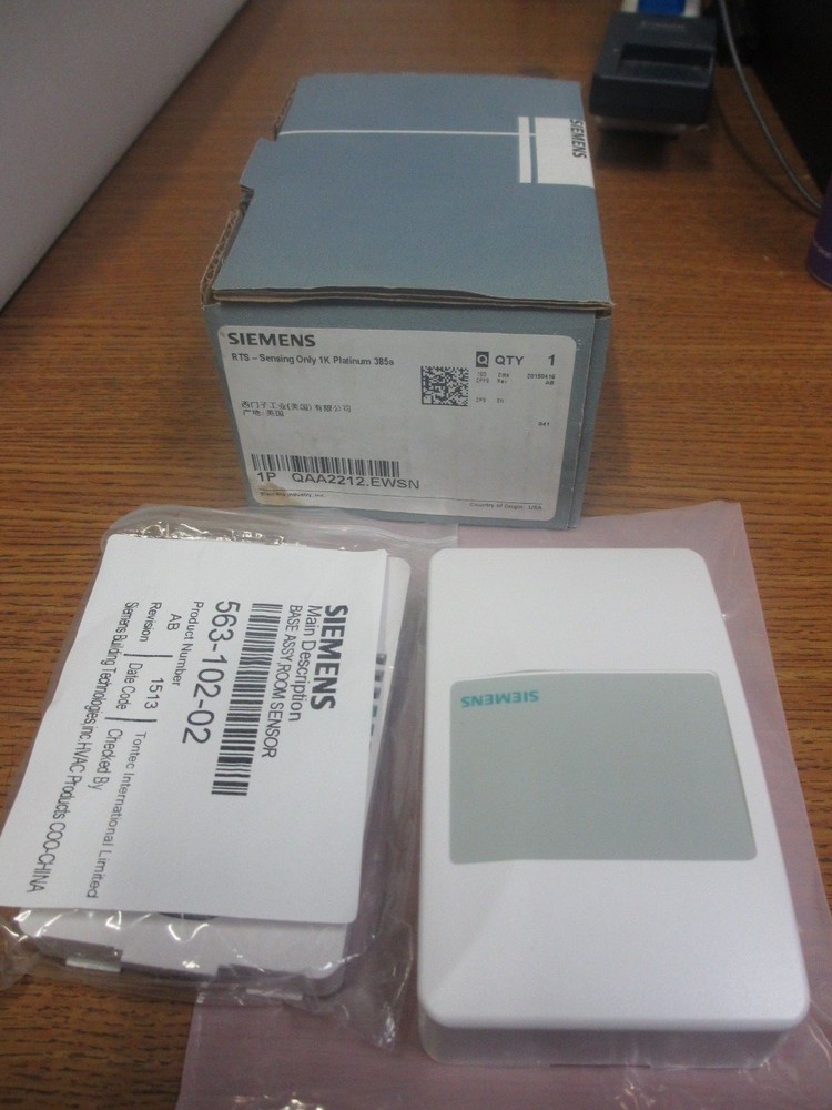 SIEMENS Room Temperature Sensor, QAA2212.EWSN