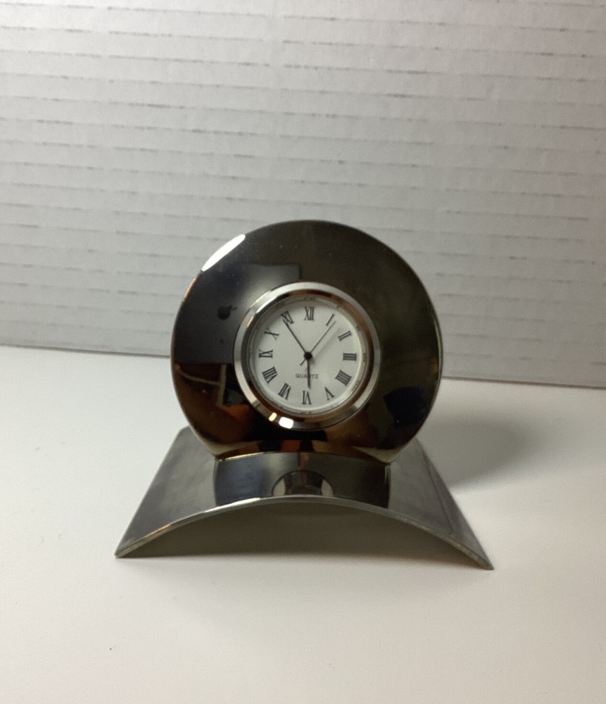 Chrome Quartz Desk Clock Works