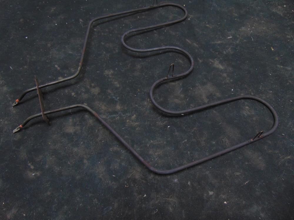 GE Electric Range JBP80B0H2BB Bake Element WB44T10011
