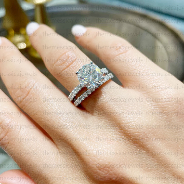 1.94 TCW Round Cut Moissanite Bridal Set Engagement Ring 14k White Gold Plated