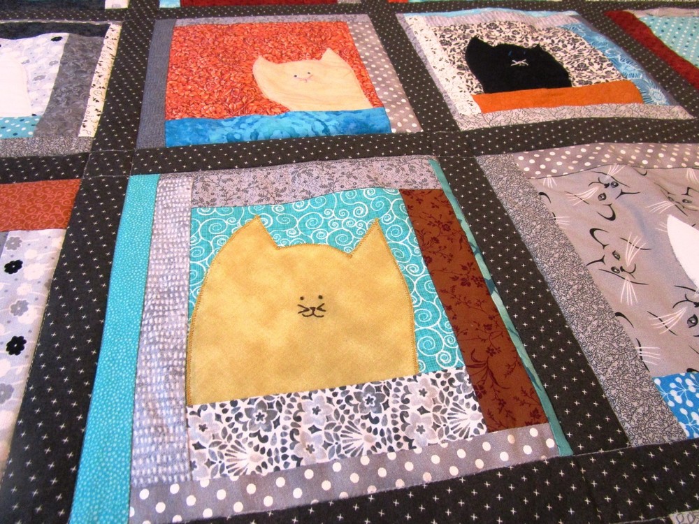 New Handmade Kitty Cat Patchwork Quilt Hand Embroidered Machine Quilted Blanket