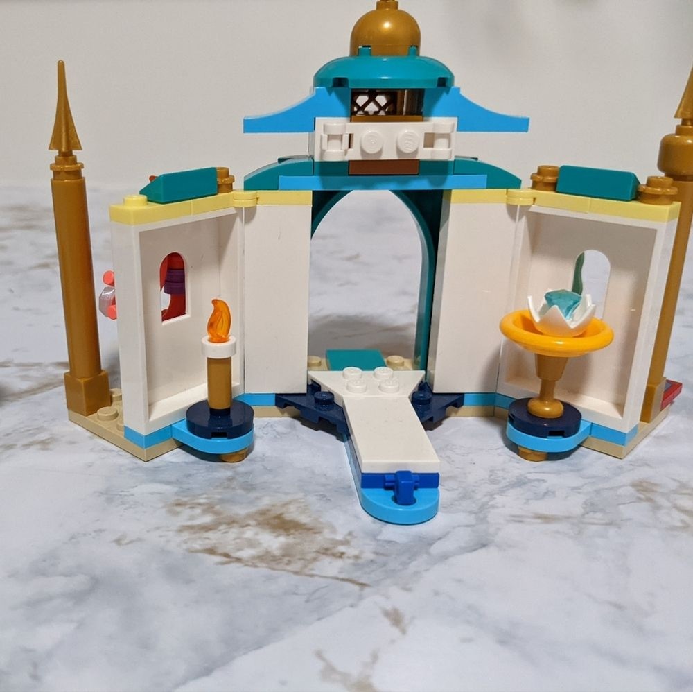 Raya and the Last Dragon Lego set