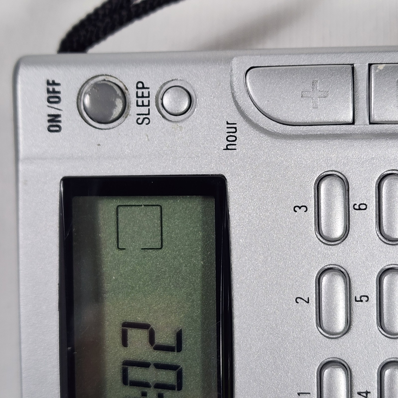 Grundig YB 300PE AM/FM 13 Band SW Shortwave Radio Works