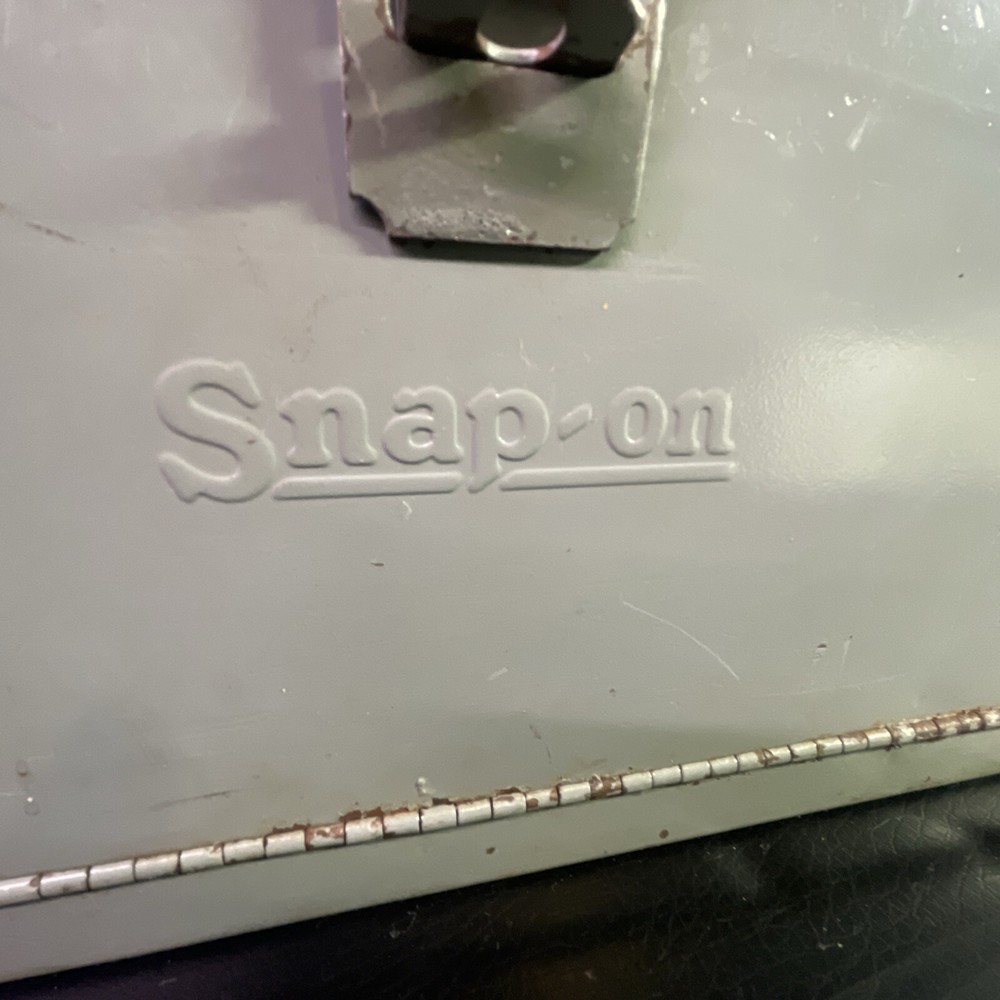 Vintage Snap On Tool Box With Misc. 20 Pc. Socket Tool Set