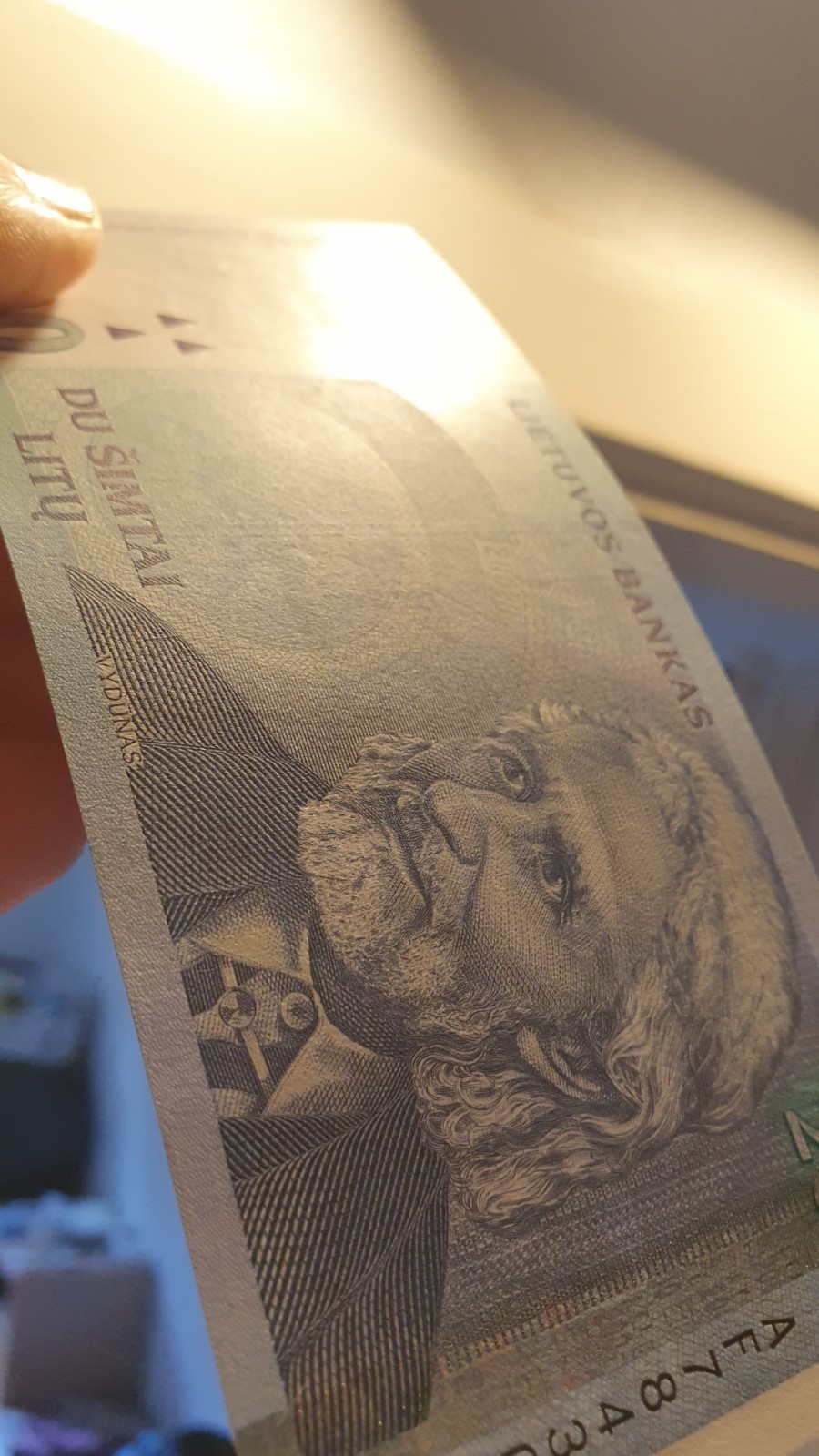 LITHUANIA 200 litu 1997, P-63, aUNC