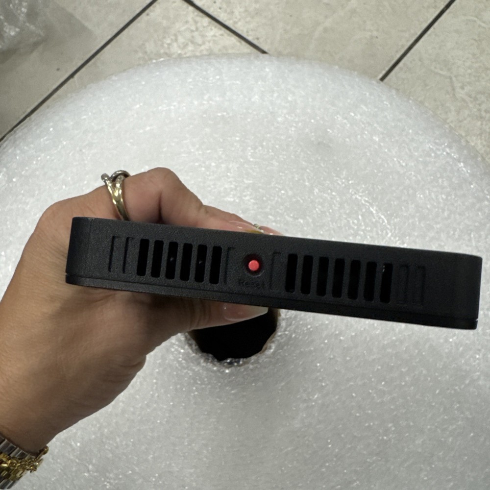 DIRECTV Wireless Genie Mini Model C61W-400 Box Only