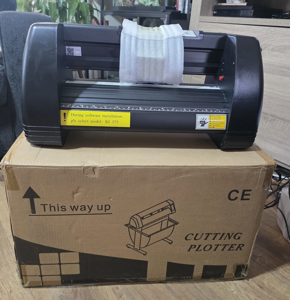 KI-375 Cutting Plotter, Plastic, CE Certified, Includes Cables & Manual
