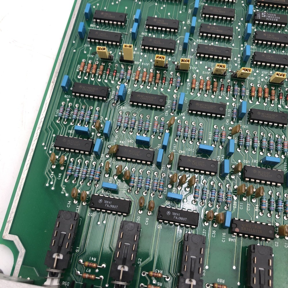 Motorola TRN8663B Trans interface board READ M