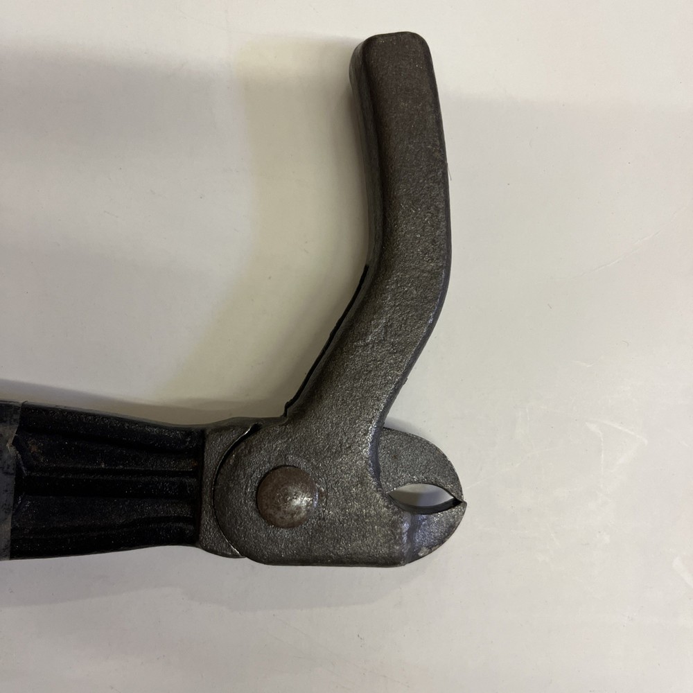 Crescent No. 56 - Suregrip Nail Puller