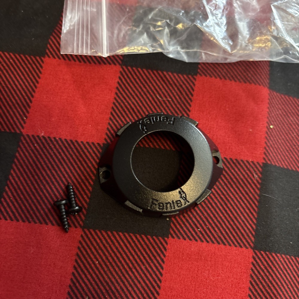 Mount for q2222 black 2 screw