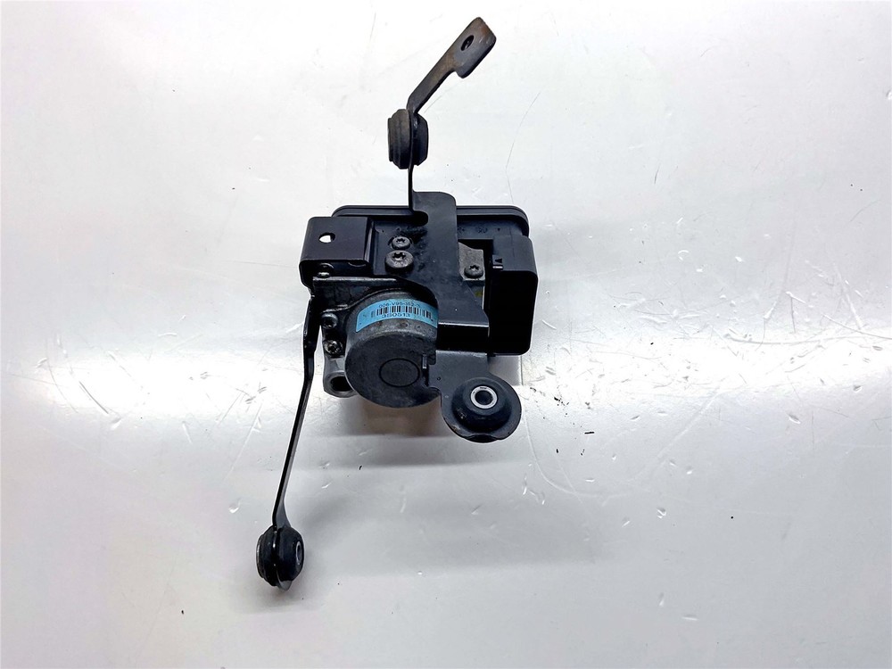 2017 Triumph Tiger 800 XRX ABS Modulator Pump - T2021175