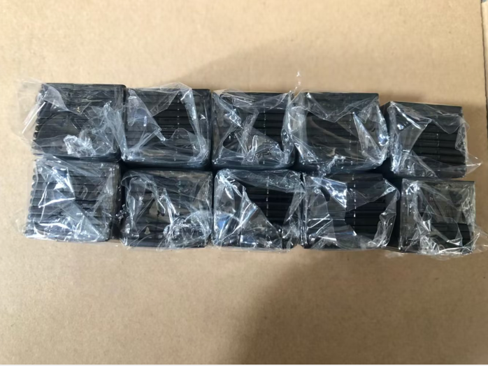 100PCS SANDISK 4GB SD CARD SDHC
