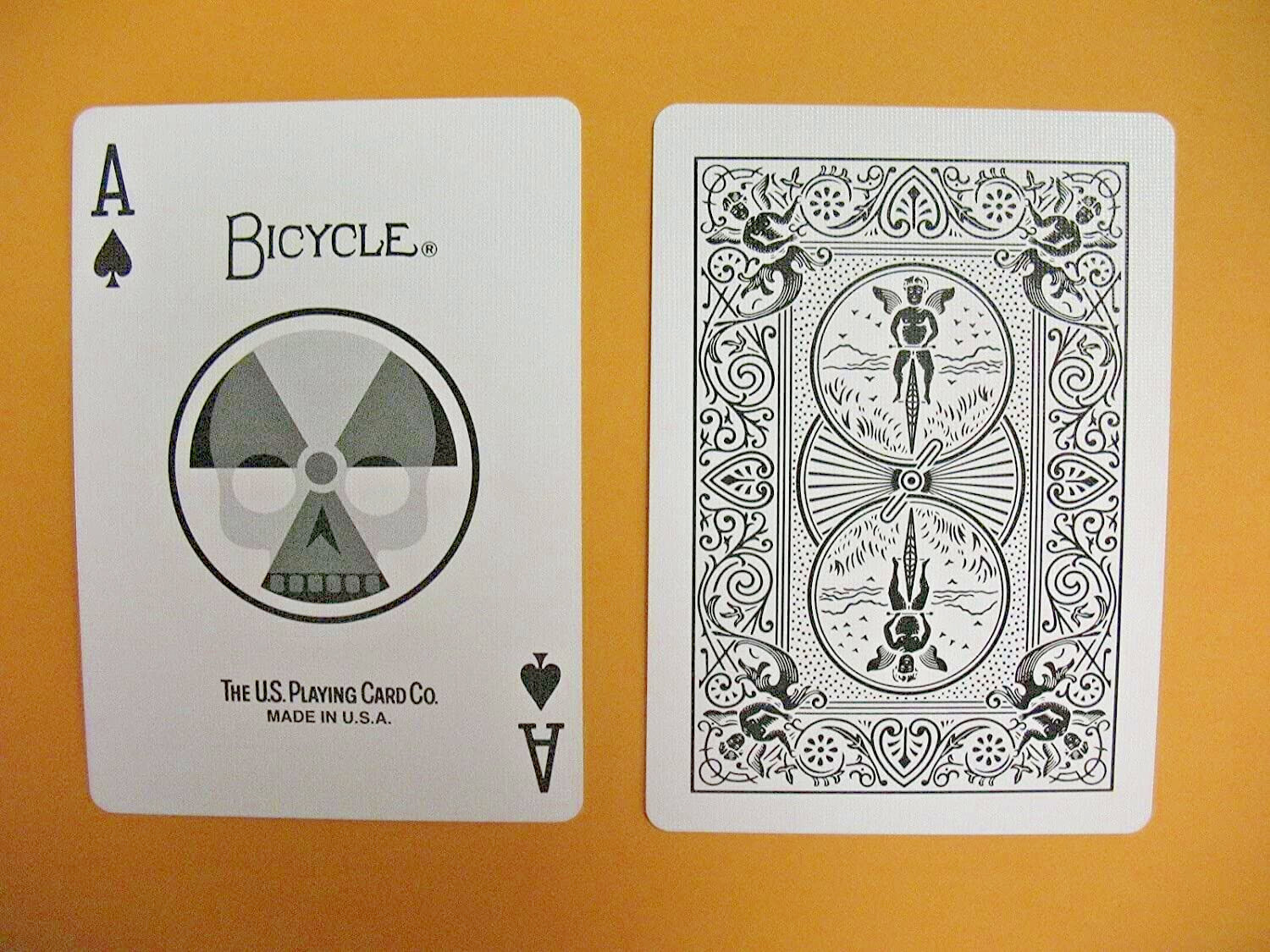 Rare Bicycle Black Nuclear Bad Apple Trace Poker Playing Cards Rider Back Deck