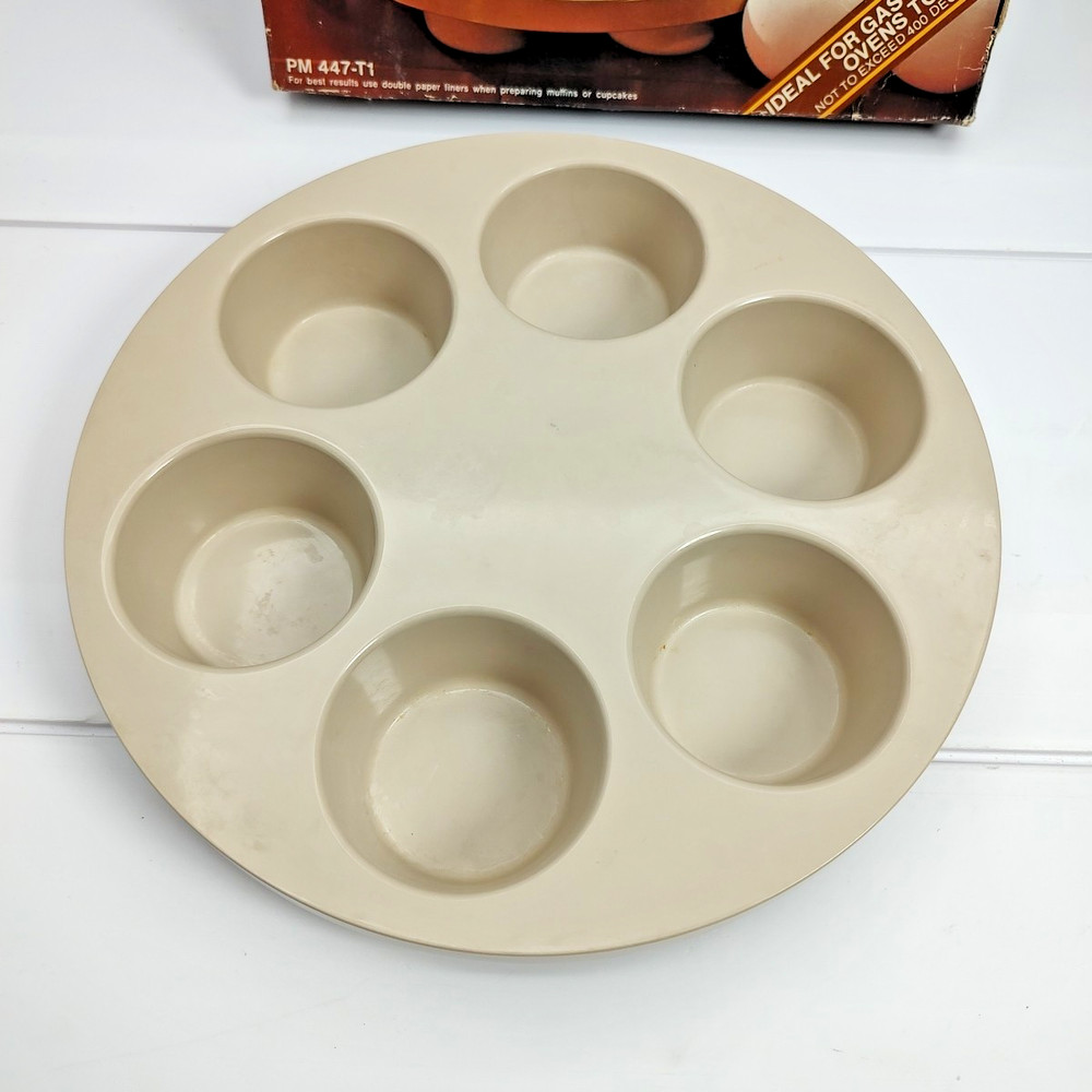 Anchor Hocking MICROWARE Microwave Baking Cookware Set Muffin Pan & Baking Ring