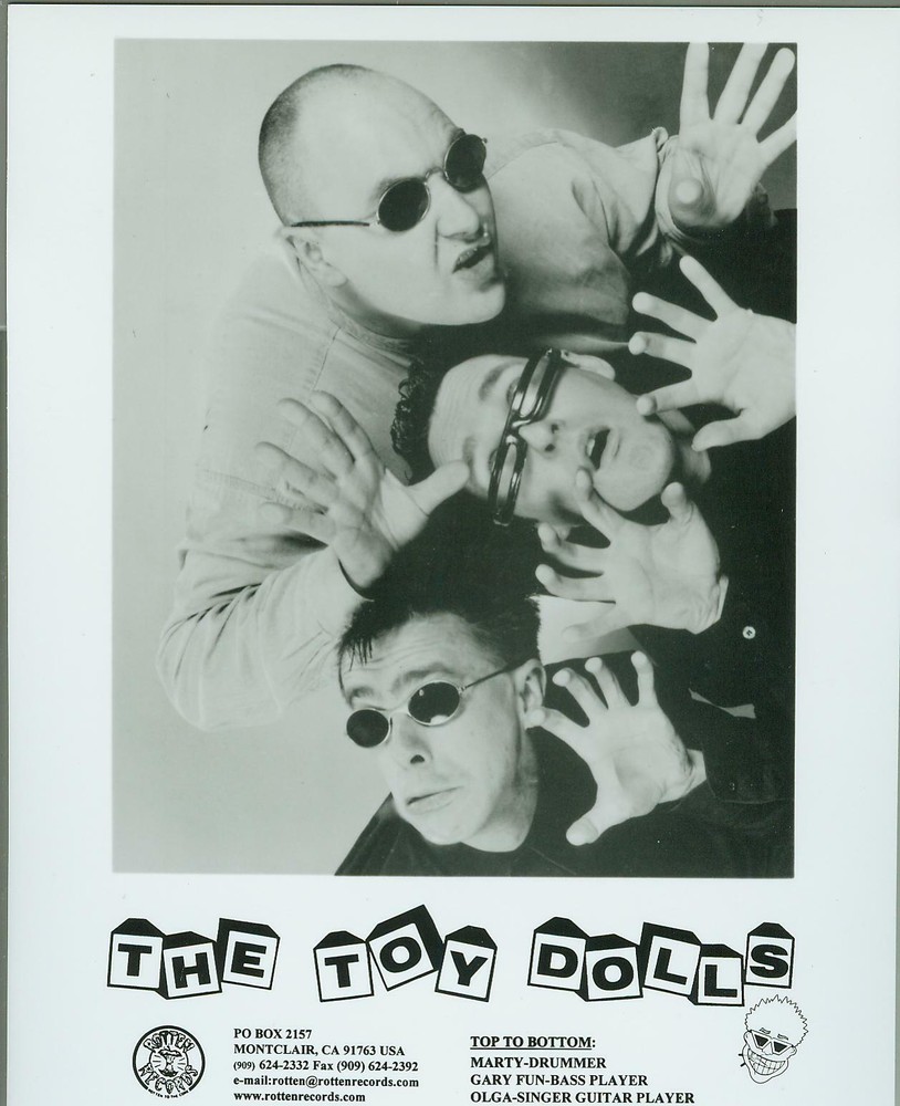 THE TOY DOLLS - PROMO PHOTO - 1998 ONE MORE MEGA BYTE Original OLGA - ROTTEN