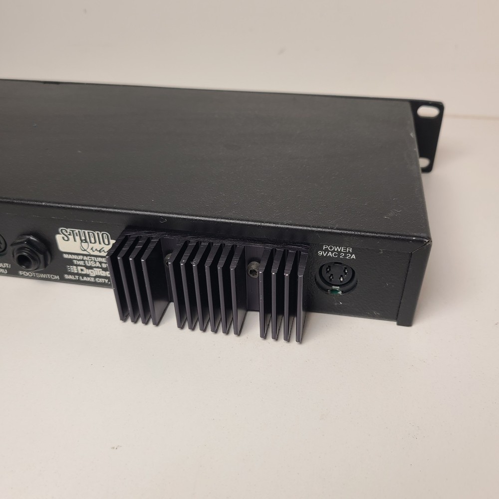 Digitech Studio Quad 4 In 4 Out Multi-Effects Processor no Power Supply