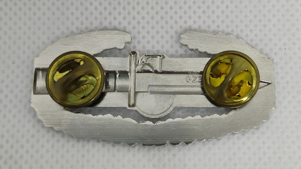 Combat Action Badge Military Pin Hat Lapel Uniform