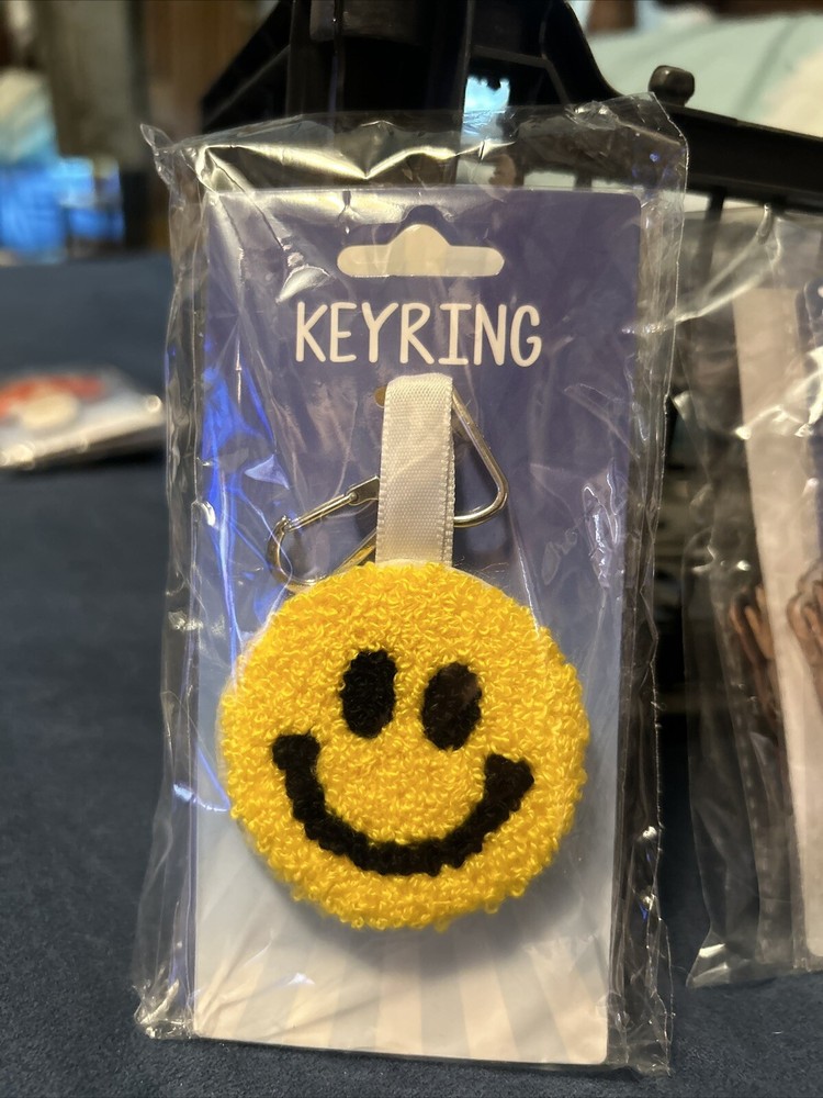 NWT Kalan Yellow Melting Smiley Face Keyring Keychain