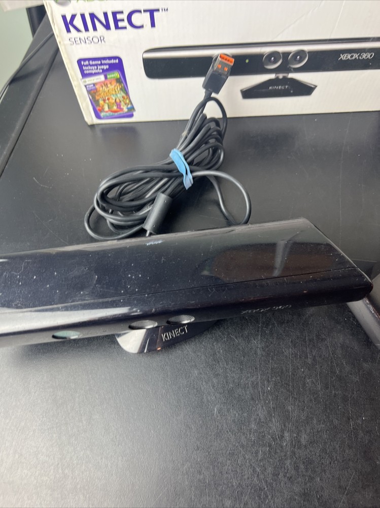 Microsoft Xbox 360 Kinect Connect Sensor 1414 Bundle with 10 Games - Tested