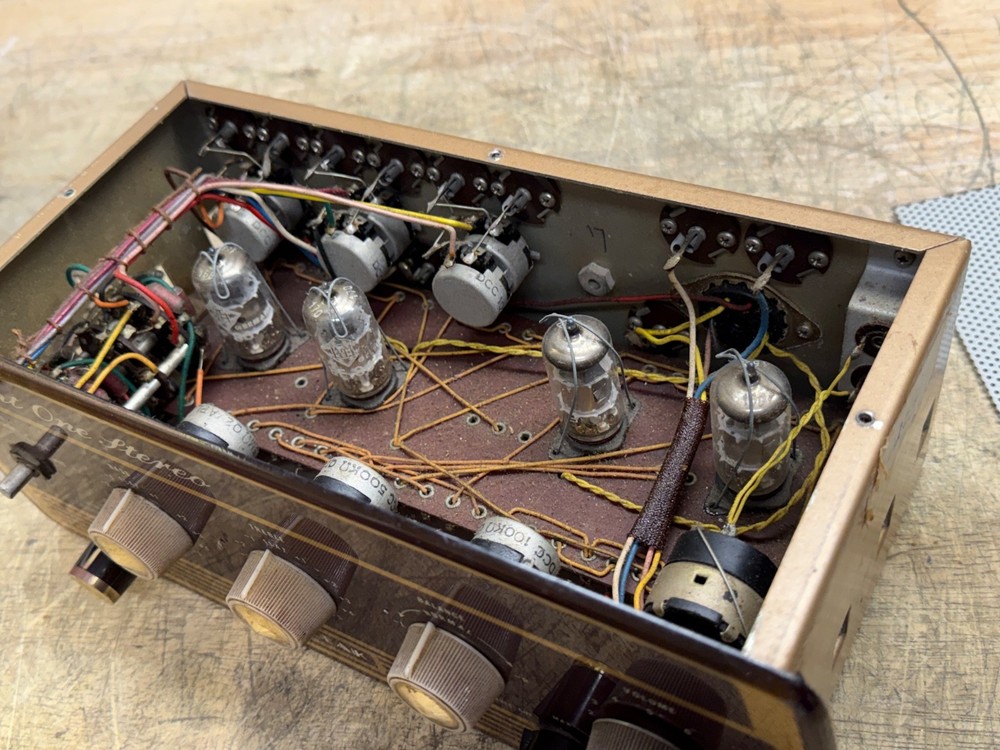 LEAK POINT ONE STEREO Preamplifier