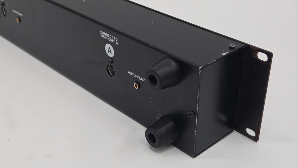 NUMARK CDN-20S PROFESSIONAL DUAL CD PLAYER