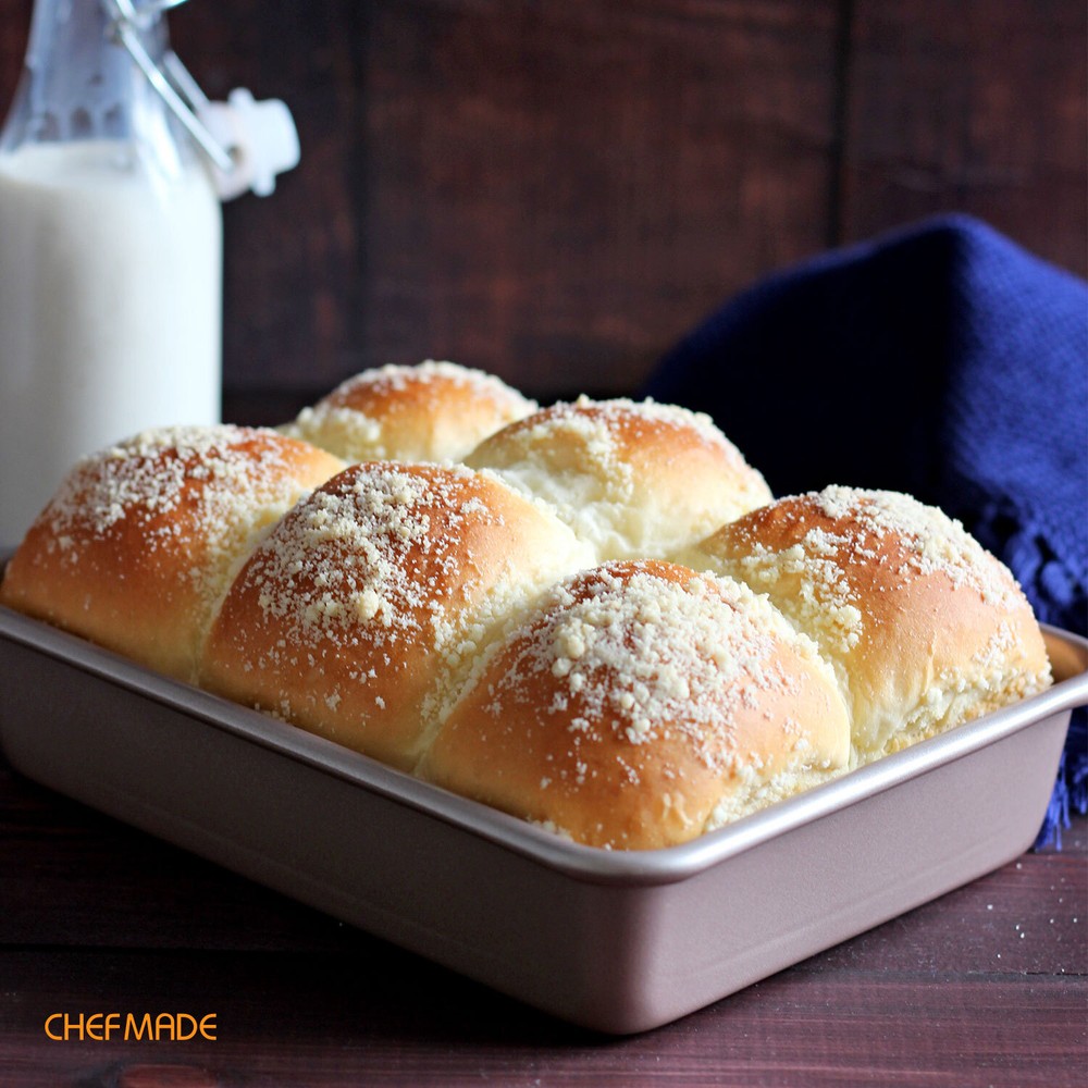 CHEFMADE Square & Rectangle Cake Pan, Nonstick Non-Teflon Baking Pan