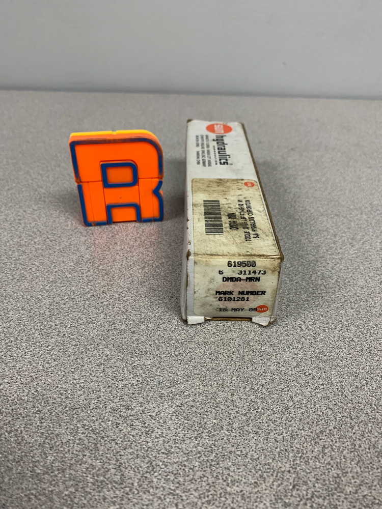 Sun Hydraulics DMDA-MRN 3-Way Solenoid Valve (Open Box)
