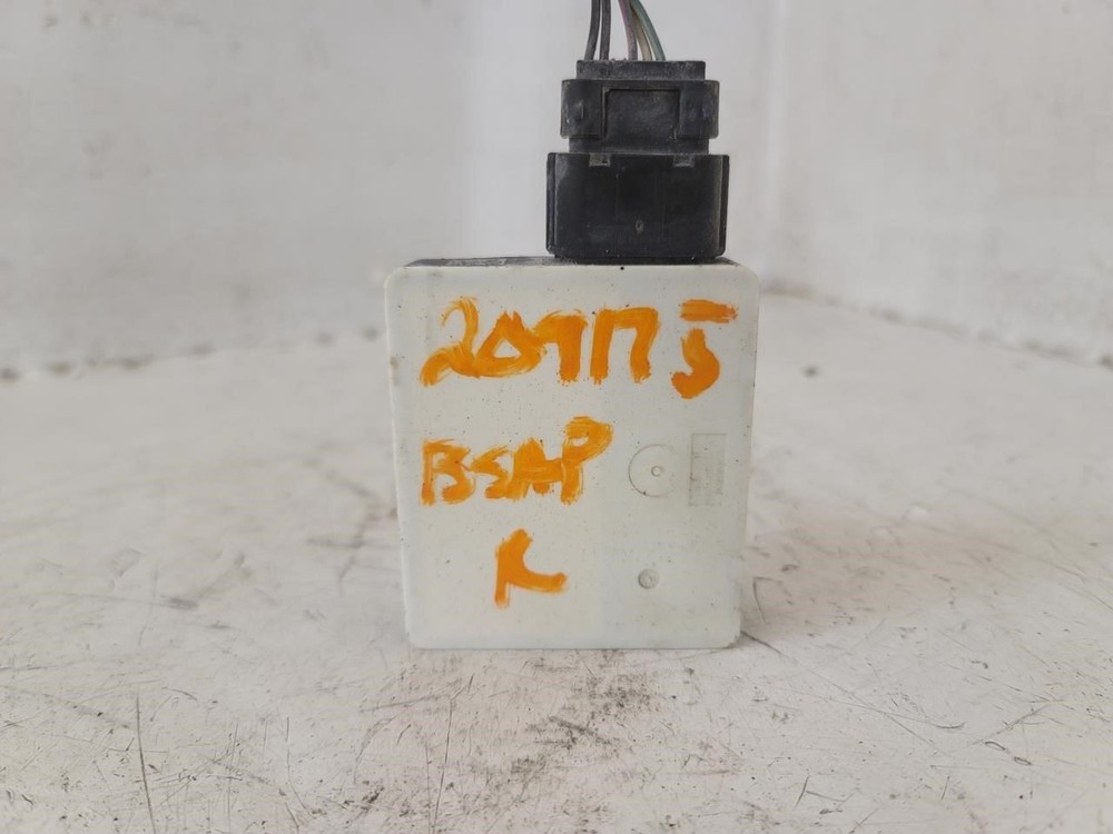 CHARGER 2021 Camera/Projector 2306121