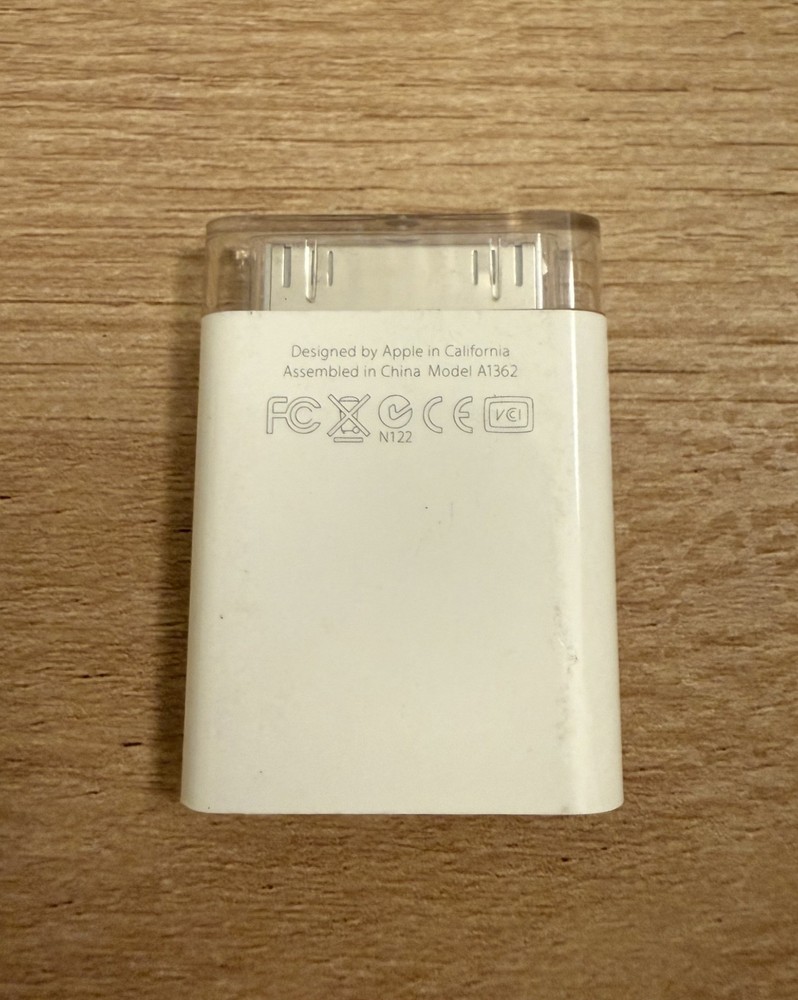 Genuine Apple A1362 iPad Camera Connection Kit Sd Card Reader No Box