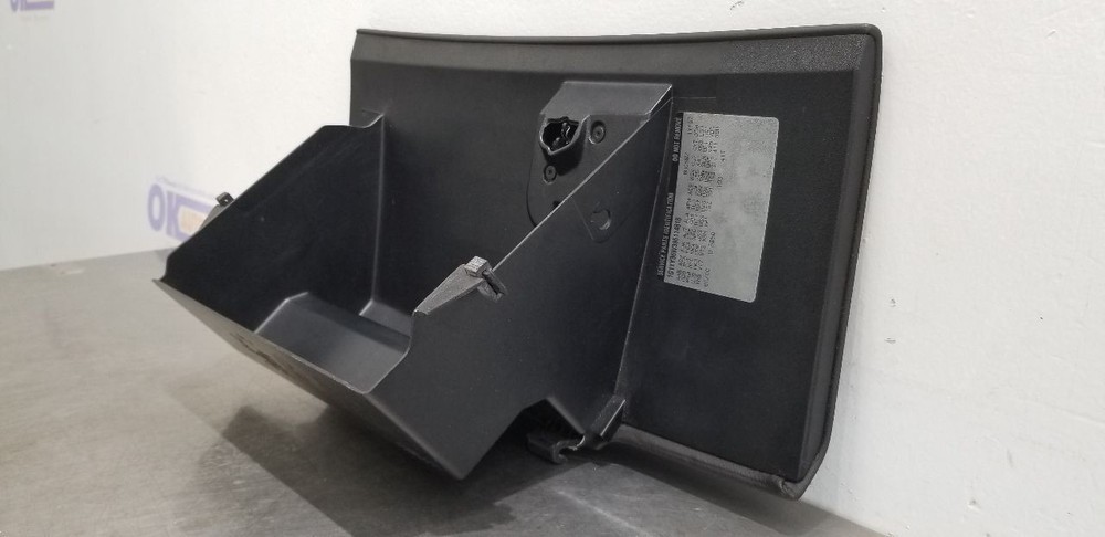 09 CHEVY CORVETTE C6 GLOVE BOX BLACK