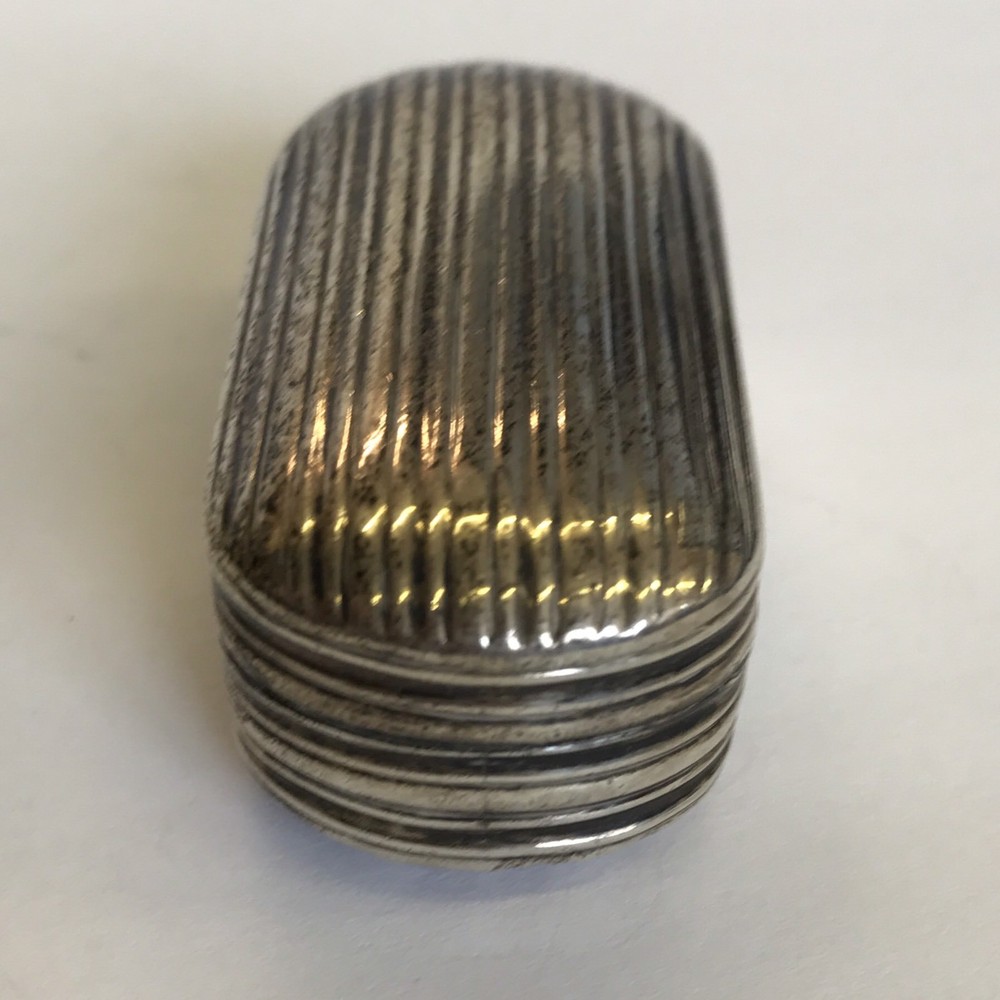 Fine Antique Georgian Solid Silver Snuff Box Thomas Willmore 1801 5.3cm X 2.6cm