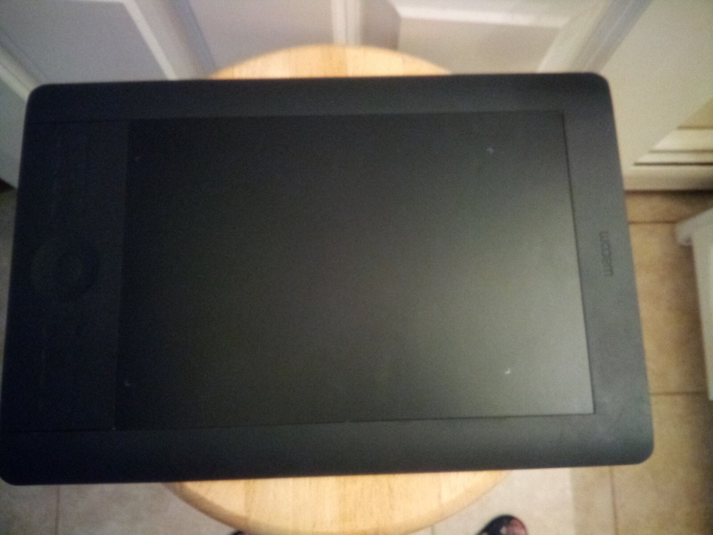 Wacom Intous 5 Touch Medium Tablet, used