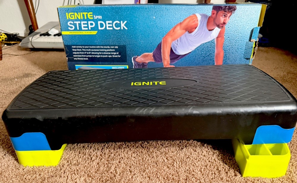 Ignite by SPRI professional exercise step deck adjusts from 4" to 6" -
