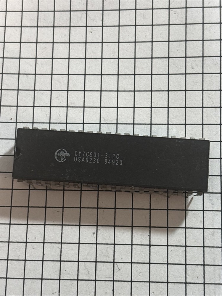 Cypress CY7C901-31PC UART 40-Pin Controller IC Chip @CPUAA