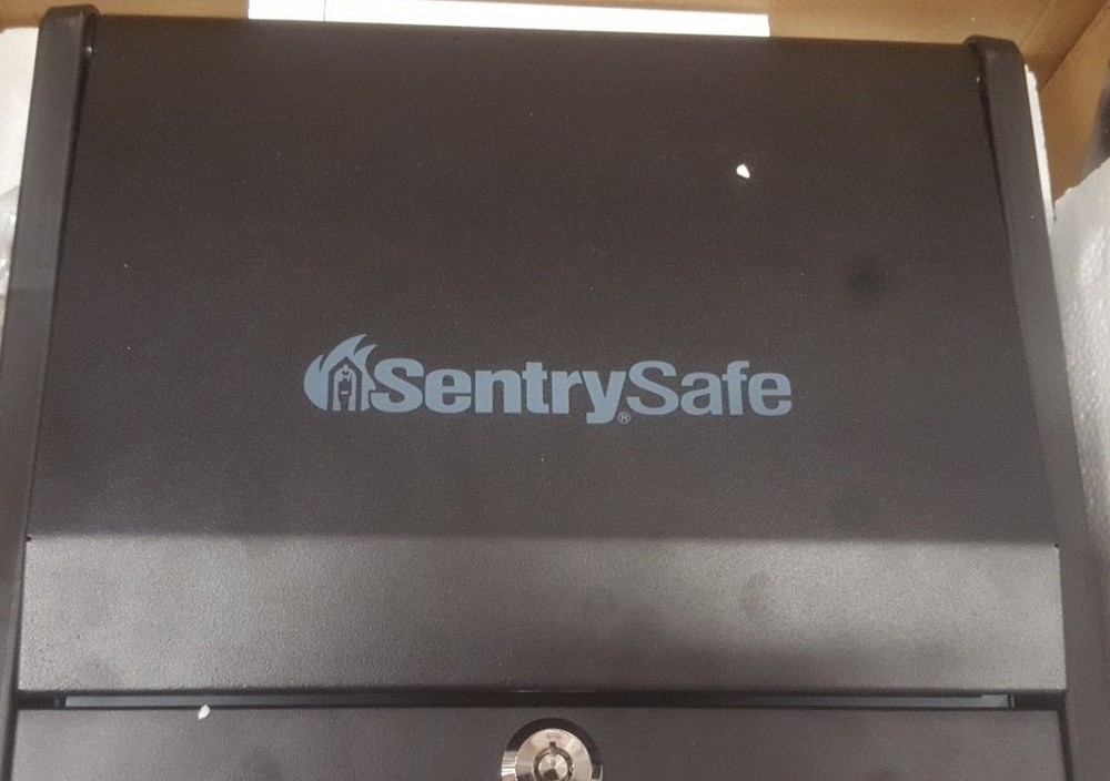 GC01 2 NEW KEYS Sentry Pistol Safe Code: GC01 Handgun Key Models QAP1E & QAP1BE