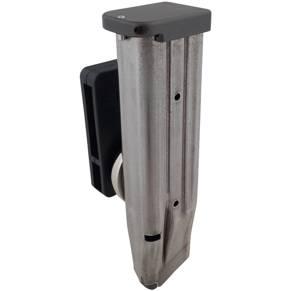 3 Single/Double Stack Magazine Pouch, 1 Universal Magnetic Magazine Pouch