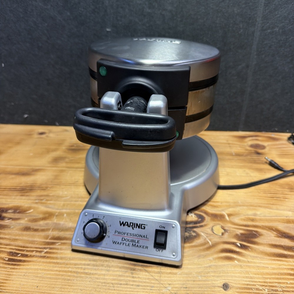 Waring Pro Double Waffle Maker – Rotating Belgian Style – Model WMK600 – Tested