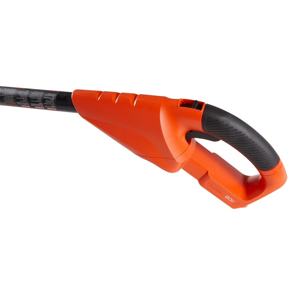 BLACK+DECKER 20V Max* Lithium Pole Pruning Saw - LPP120B