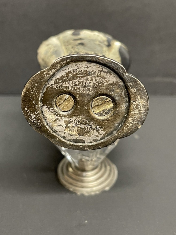 Vintage Ronson Mayfair Silver Plated Table Lighter,