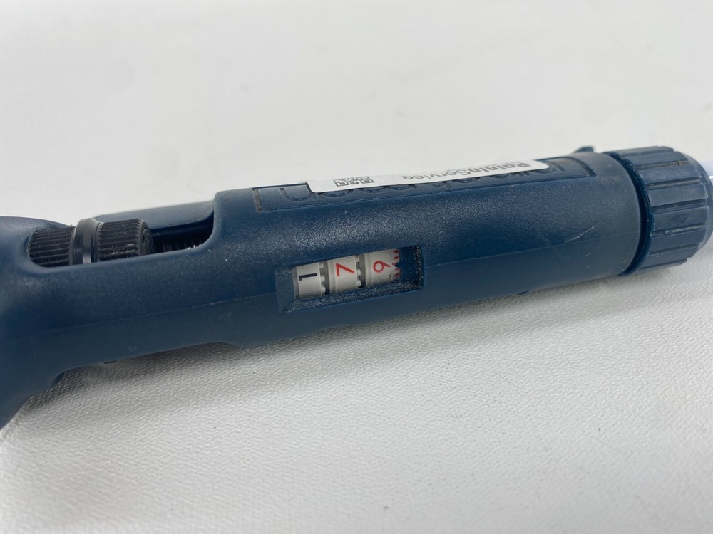 Gilson Pipetman P20 2-20uL missing cap