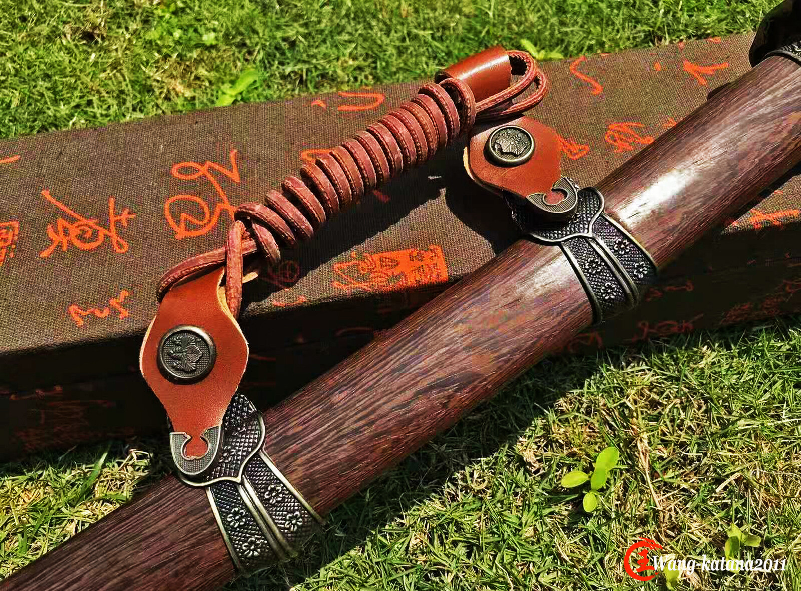 Japanese 98 Type Military Saber Katana 1095 Steel Rosewood Sharp Samurai Sword