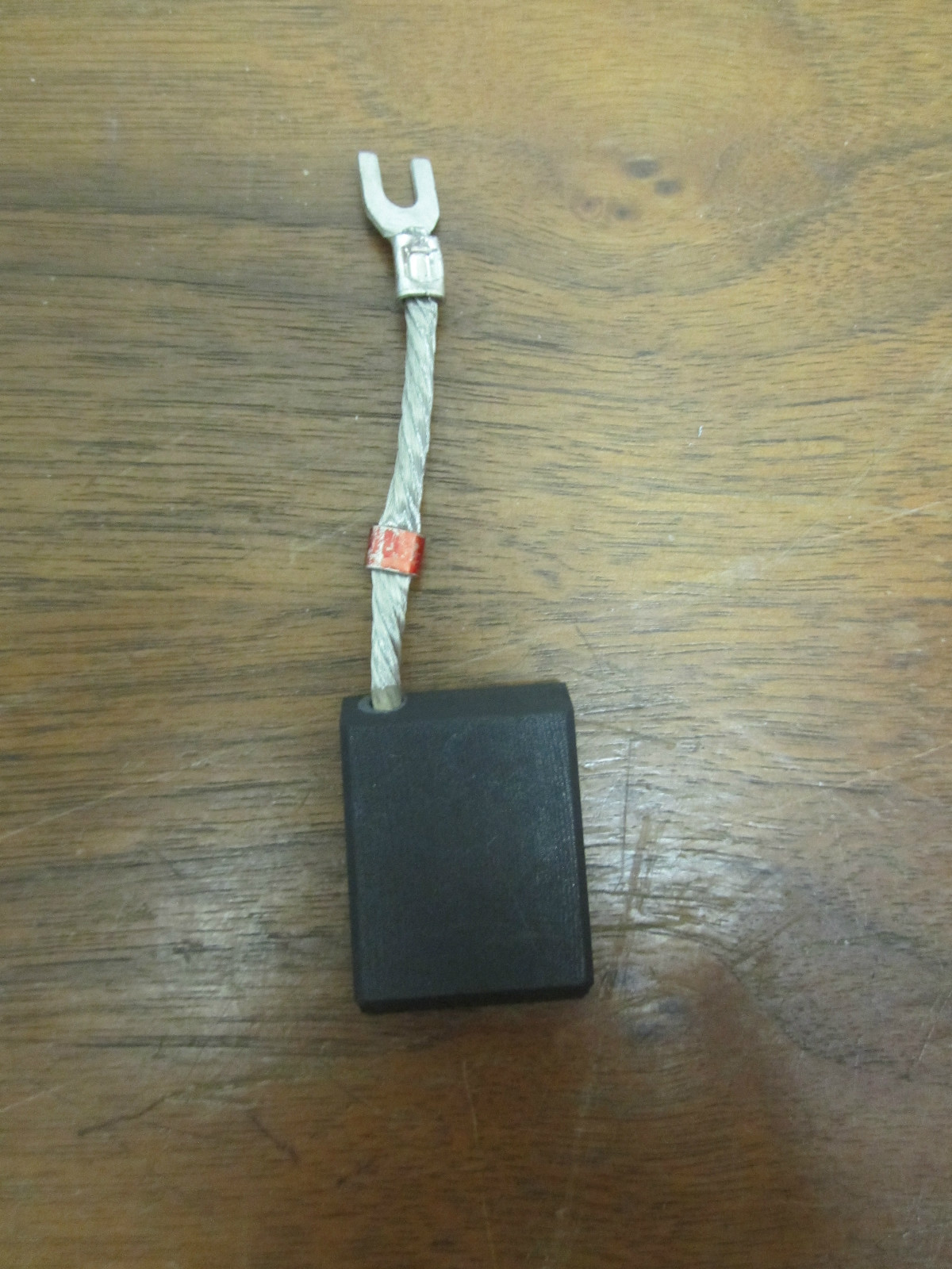 MOTOR BRUSH TD212 95-2  .373 X .991 X 1.392  NEW!!