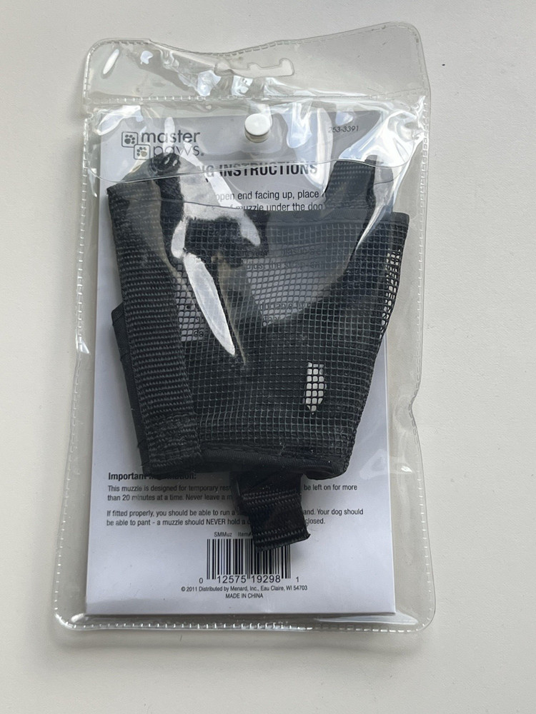 NEW NIP MASTER PAWS NYLON WITH POLYPROPYLENE WEBBING MUZZLE FOR DOGS SIZE SMALL