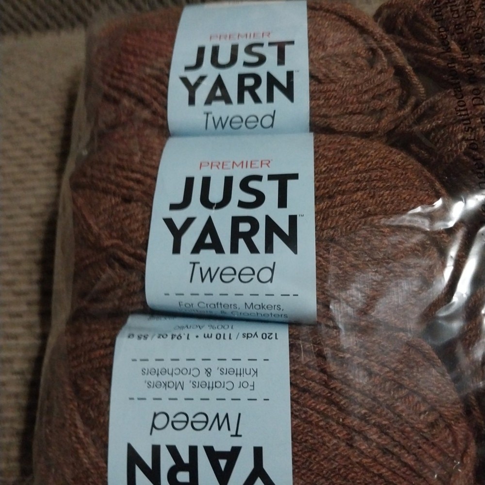 New Premier Just Yarn "Rust Tweed"