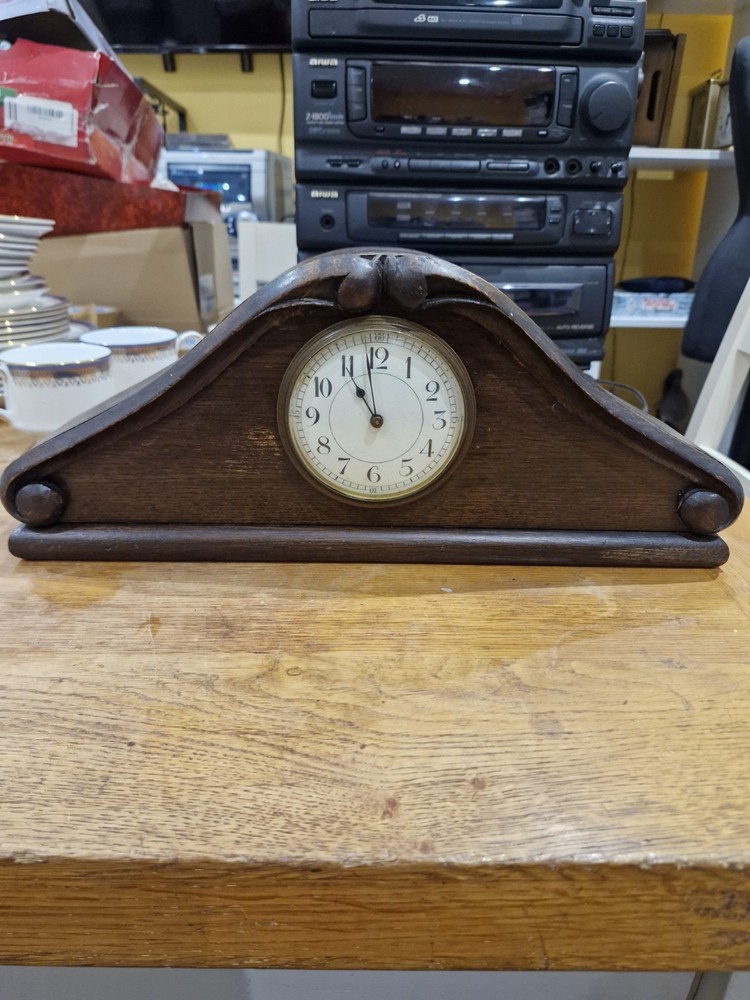 Vintage French Wind Up Mantle Clock