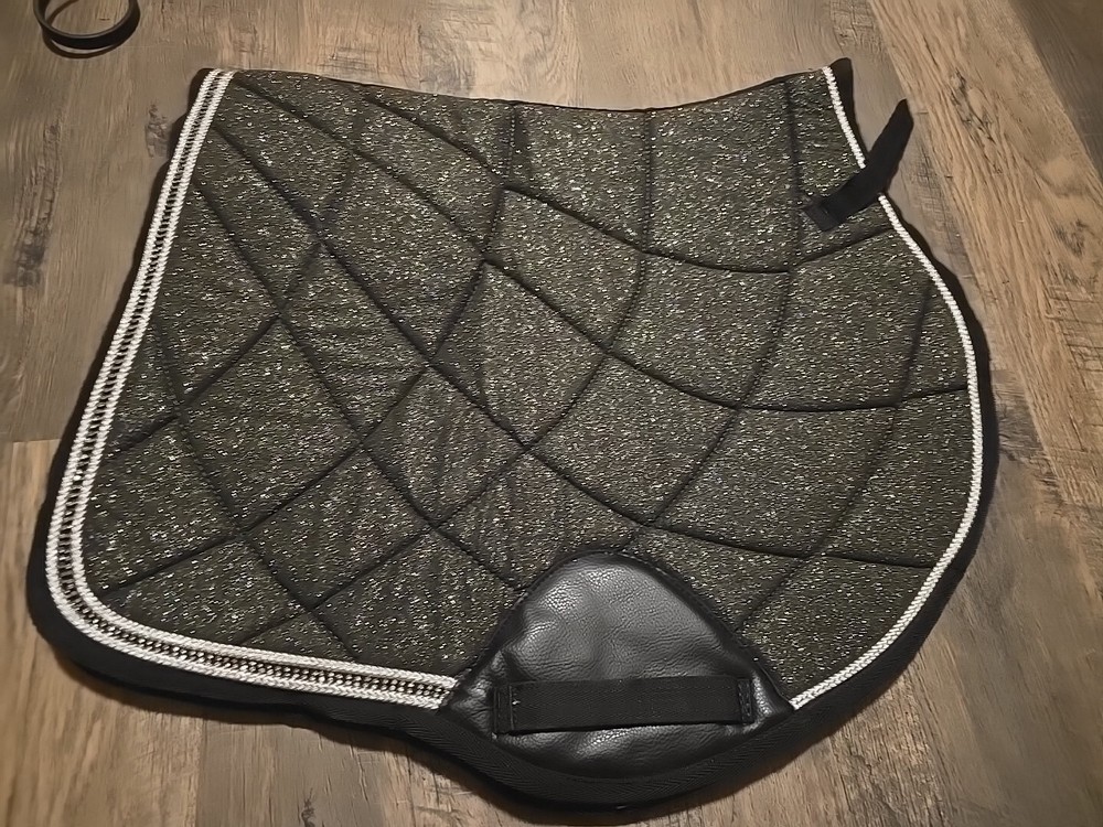 saddle pad