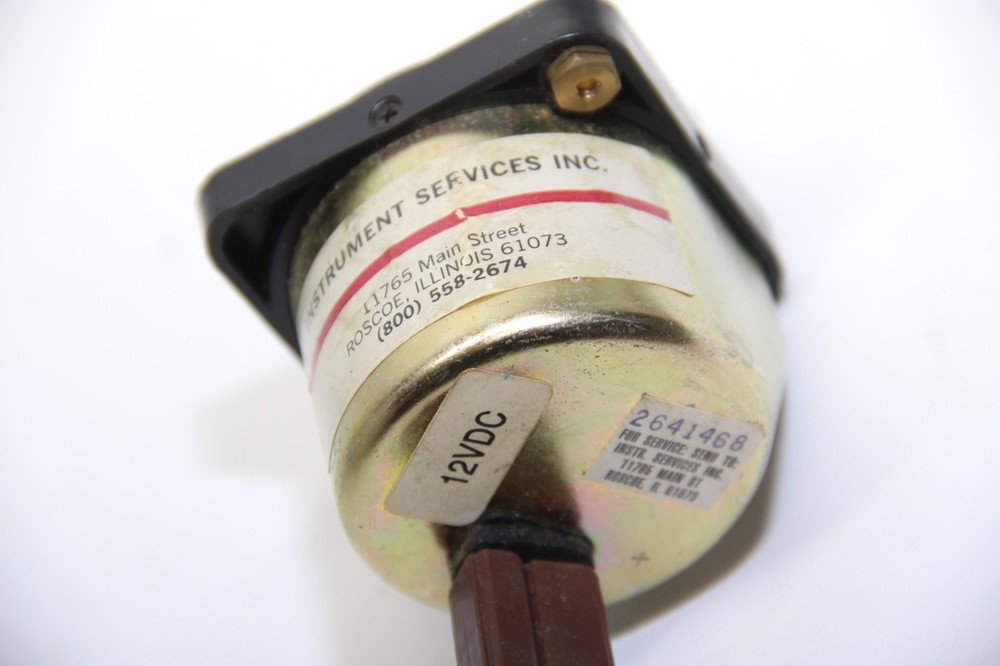 Instrument Quarts Aircraft Clock (12 Volt).