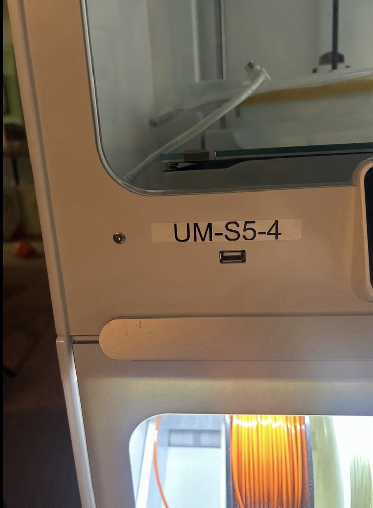 UltiMaker S5-4 Pro Bundle 3D Printer + Air Manager + Material Station + Filament